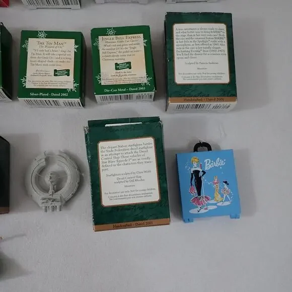 Hallmark Miniature Keepsake Ornaments 31 pcs w/Wood Shadow Box Memory Tree LN